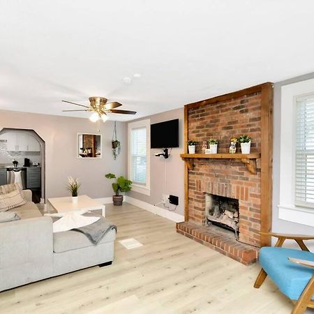Cozy Bungalow With Patio & Grill, Private And Location Tampa Zewnętrze zdjęcie