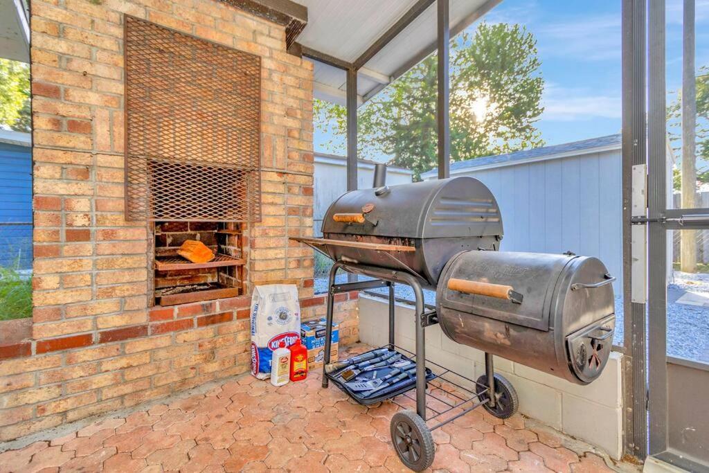 Cozy Bungalow With Patio & Grill, Private And Location Tampa Zewnętrze zdjęcie